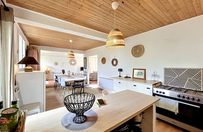 ISSOIRE, maison en pierres sur terrain de 400m2 — photo 2