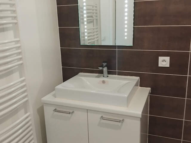 P2 très bon état, résidence moderne à 30 mn de la mer — photo du bien