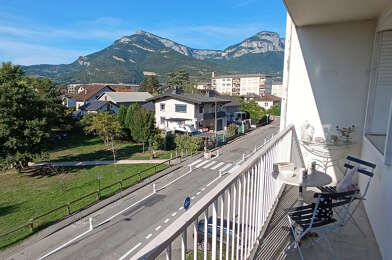 Appartement 3 pièces 900 €