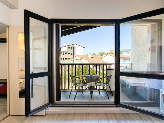 Appartement plein de charme avec beau potentiel — photo du bien