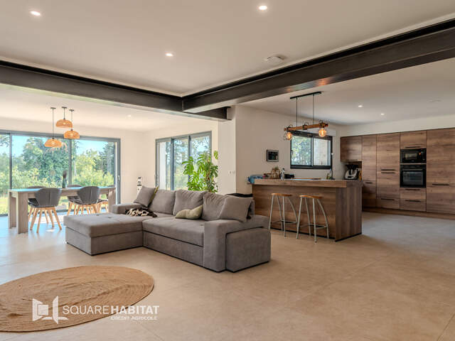 Villa 5 pièce(s) 180 m2 — photo du bien