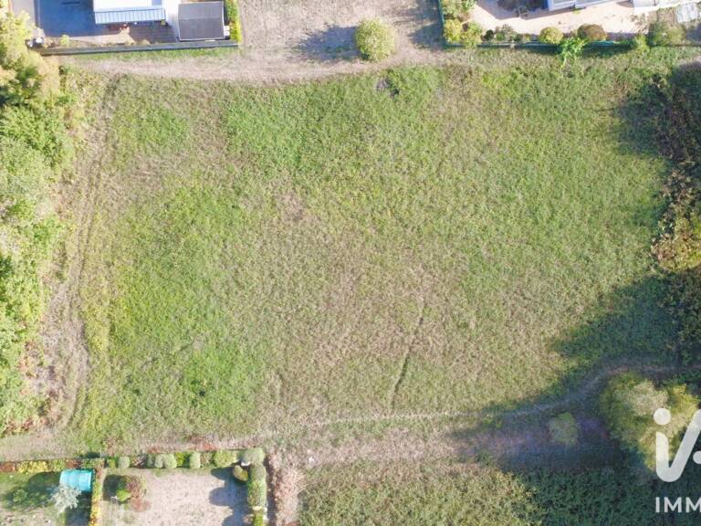 Vente Terrain 3 679 m&sup2; — photo 1