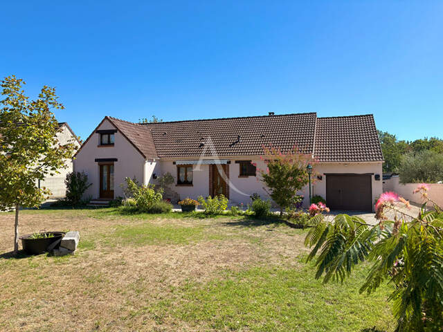 Maison Fay Aux Loges 6 pièces - 2641 m² de terrain avec dépendances — photo du bien