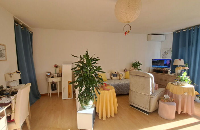 T2 Bis 55m² - Balcon - Parking - Cave - Vue Pyrénées — photo 3