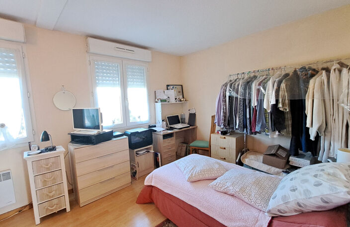 T2 Bis 55m² - Balcon - Parking - Cave - Vue Pyrénées — photo 5