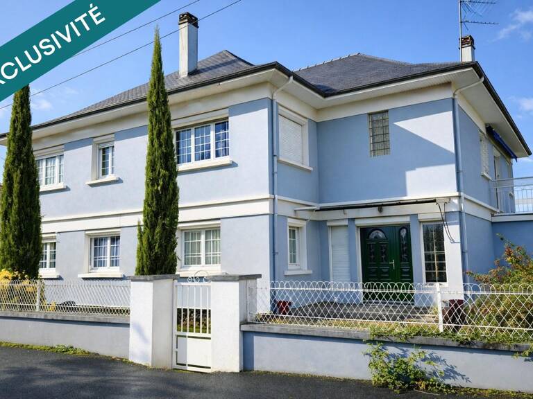 Maison bourgeoise 235m² avec jardin et garage — photo 1