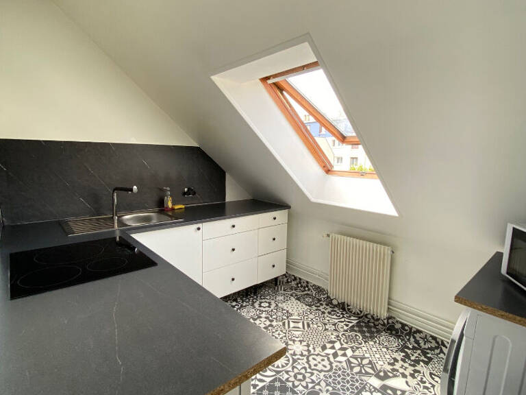 APPARTEMENT F2 avec PARKING et CAVE — photo 1