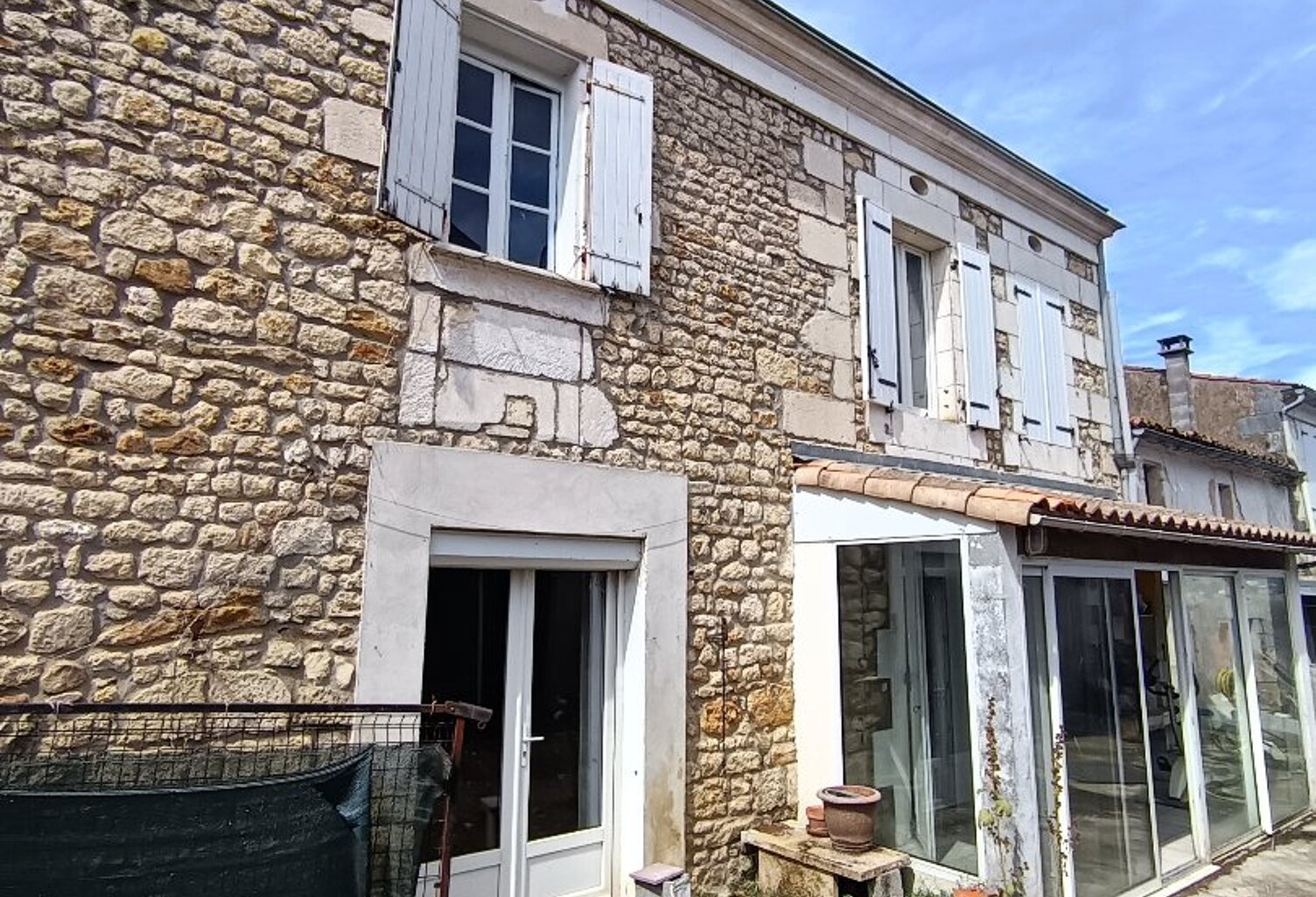 Saint Sulpice d' Arnoult Maison en Pierres avec Dépendances sur Parcelle de 425 m2 — photo 1