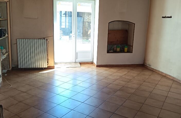 Saint Sulpice d' Arnoult Maison en Pierres avec Dépendances sur Parcelle de 425 m2 — photo 5