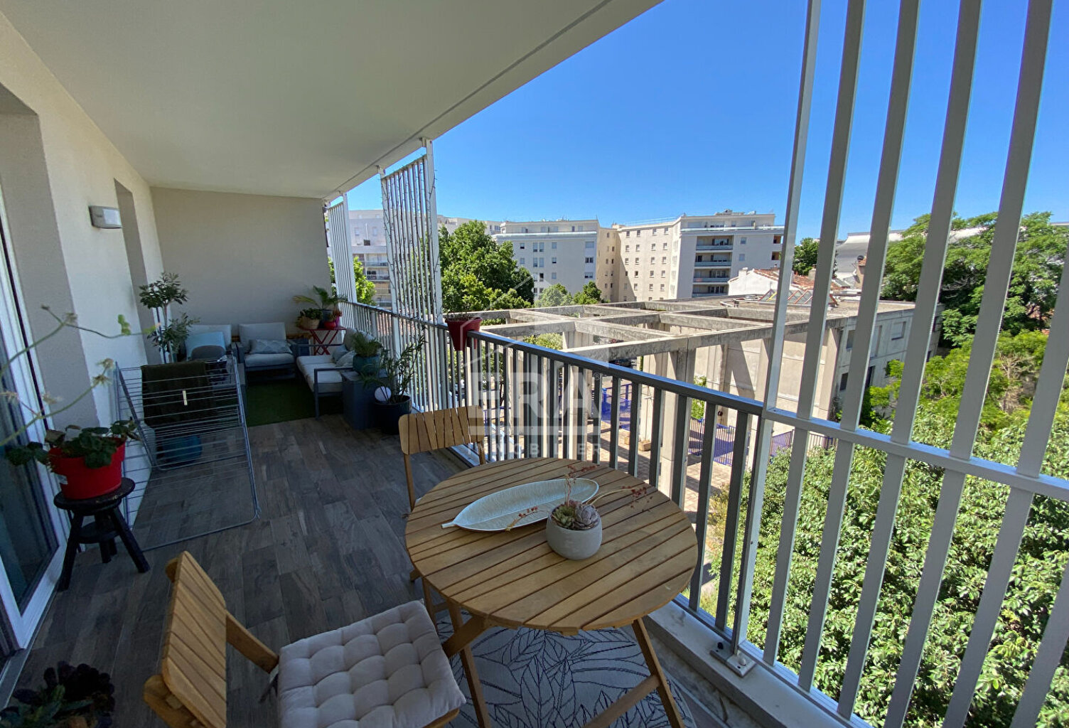 Appartement meublé à louer Marseille 10ème 3 pièces 57m2  Résidence sécurisée de 2019  Lumineux  Grande Terrasse 18m2 Parking privé — photo 1