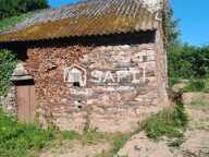 Bâtisse en pierre à rénover sur un terrain de 1230m2 — photo 2