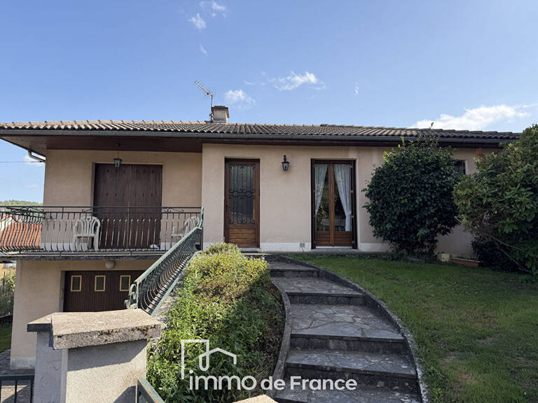 Coeur de Ville,Maison T5 avec terrasse, garage et terrain clos- — photo 1