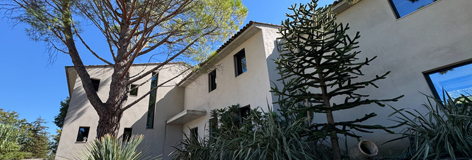 Maison 6 Pièces 400 m² à vendre à Aix-en-Provence (13100)