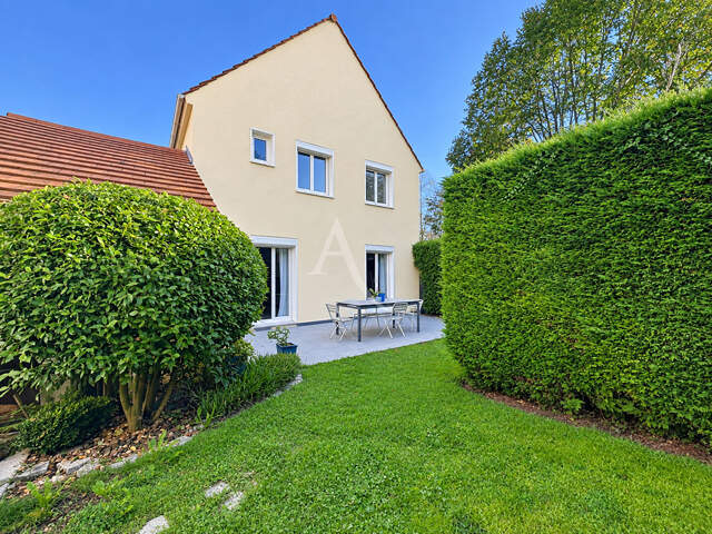 Maison individuelle 4 chambres — photo du bien