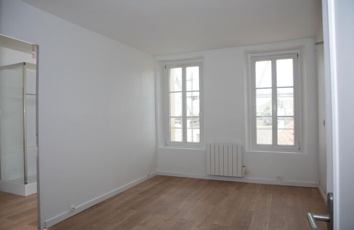 Beau F2 44m2 - Cuisine équipée - lumineux -  Charges faibles — photo 5