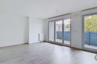 Appartement 3 pièces 808 €