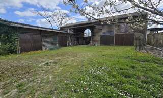 Terrain  863 m² à vendre à Le Pian-Médoc (33290)