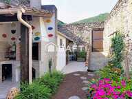 Grande maison de village rénovée avec extérieur — photo 3