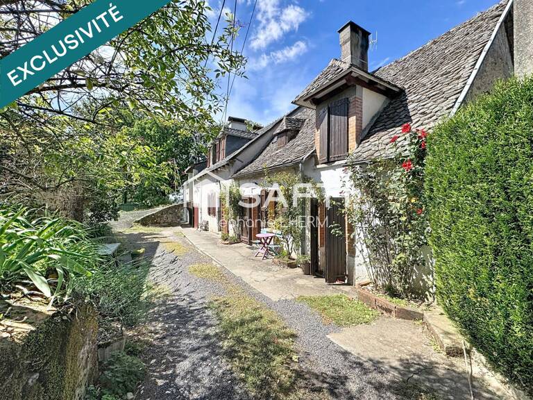 Ensemble immobilier au coeur du Cantal — photo 1