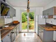Maison familiale avec beau potentiel à Hennebont. — photo 3