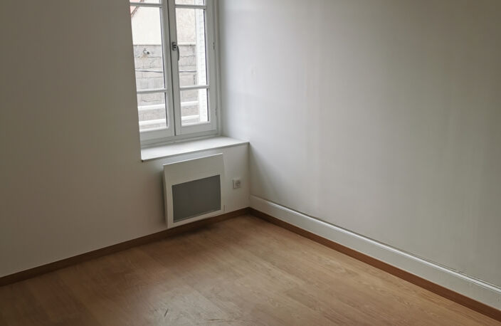  F2 - HYPER CENTRE FEURS- — photo 3