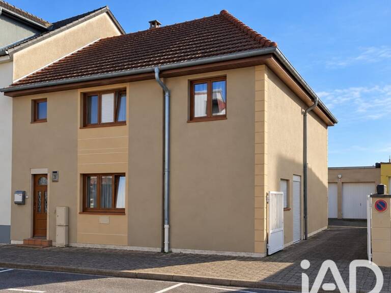 Vente Maison/villa 8 pièces — photo 1