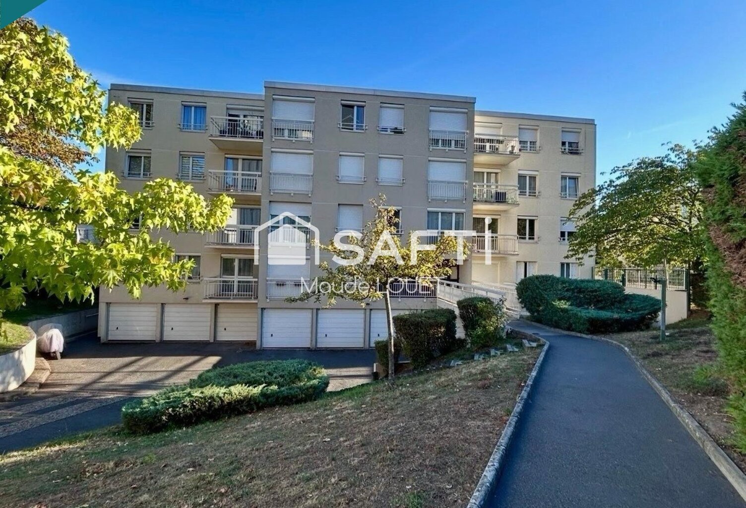 2 PIECES 54 m² - BALCON - BOX - CAVE - VUE DEGAGEE PLEIN SUD — photo 1