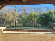 Belle villa en pierre au bord de la rivière — photo 2
