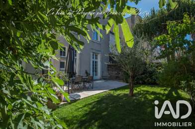 Maison 12 pièces 998400 €