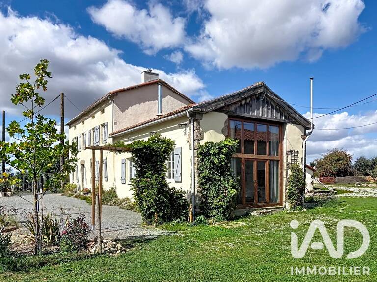 Vente Maison de campagne 8 pièces — photo 1