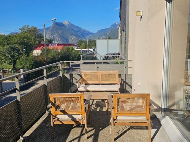 À Vendre  Appartement Traversant  de 43.40m²  Fontaine ( 38600 ) — photo du bien