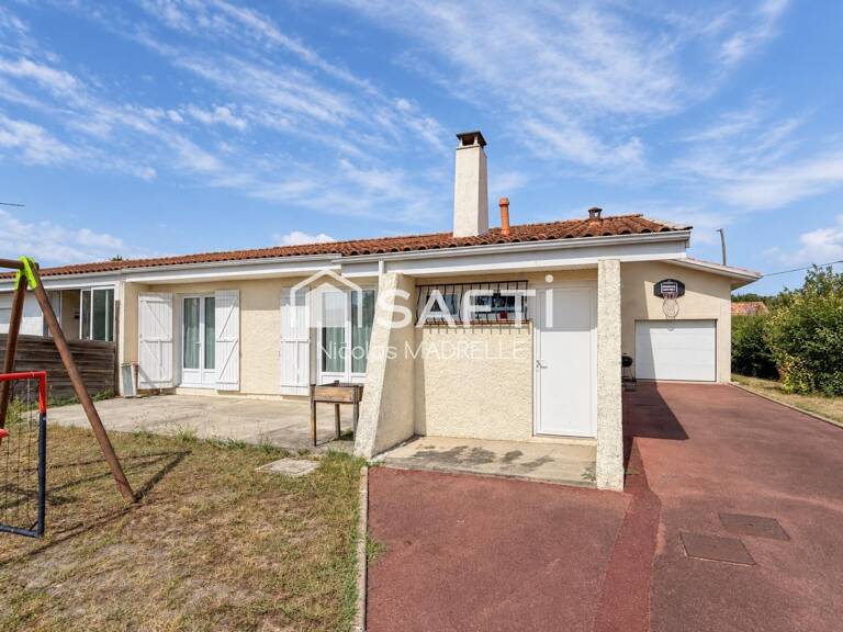 Gradignan  Plain-pied familial aux beaux volumes — photo 1