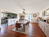 Gradignan  Plain-pied familial aux beaux volumes — photo 2