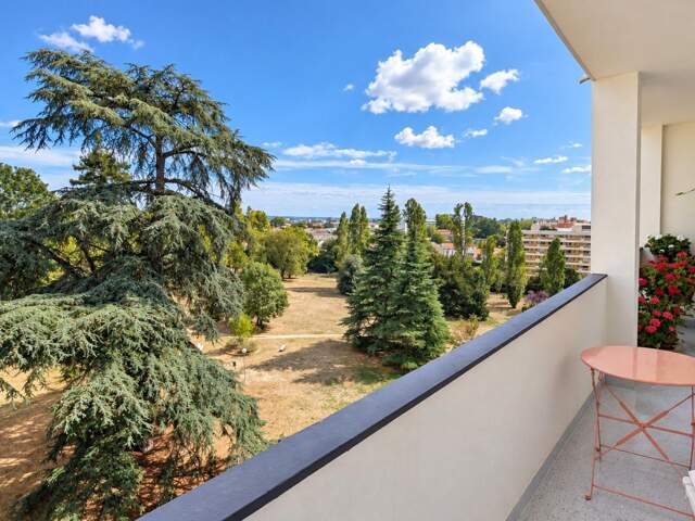 Talence  Le Voltaire | Appartement T4 avec balcons et cave — photo du bien