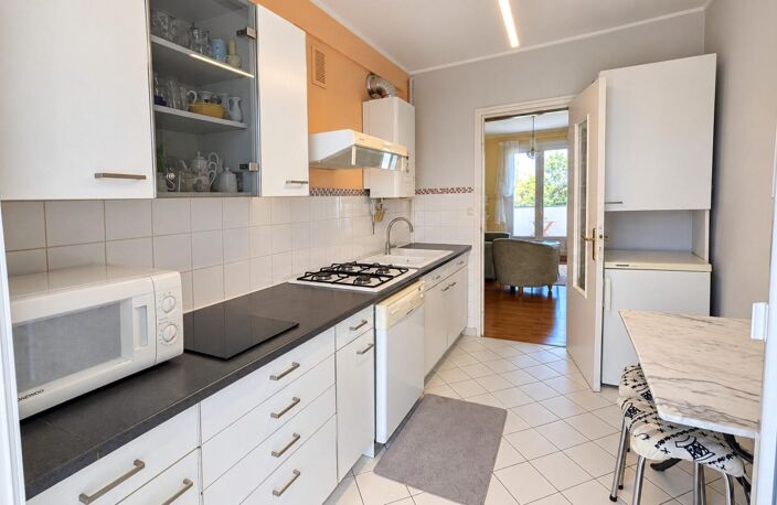 Talence  Le Voltaire | Appartement T4 de 73,52 m² avec balcons et cave — photo 5