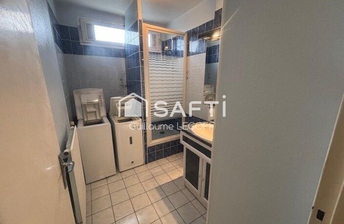 **T3/T4 lumineux avec balcon et vue dégagée** — photo 4