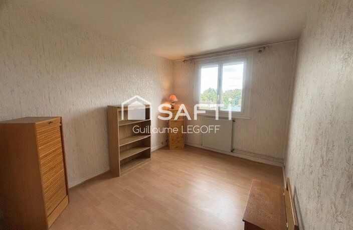 **T3/T4 lumineux avec balcon et vue dégagée** — photo 5