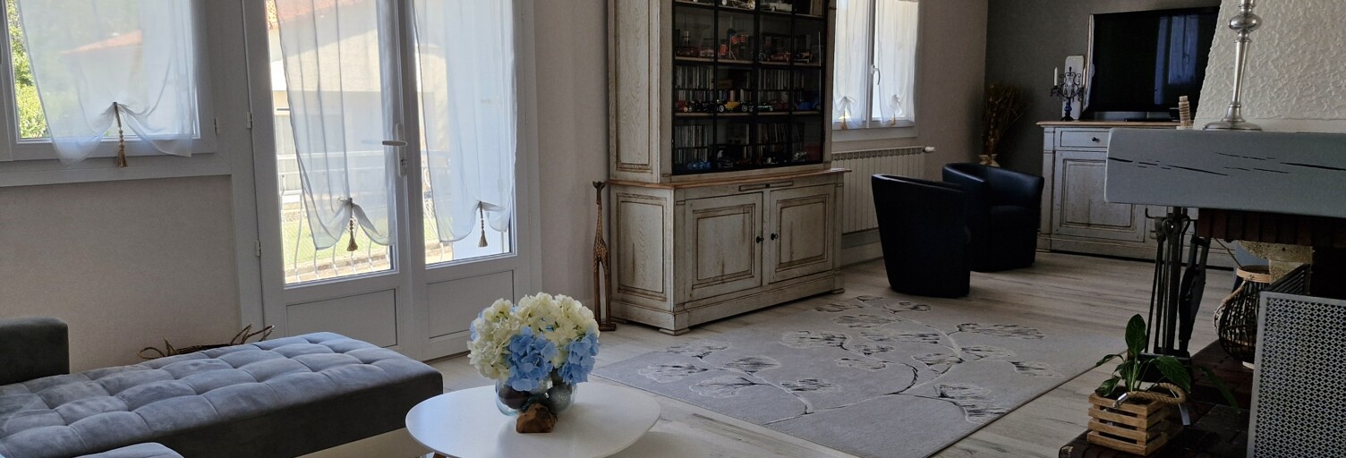 Maison 6 Pièces 142 m² à vendre à Ruffec (16700)