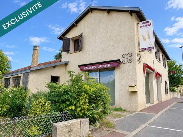 Maison avec ancienne boulangerie, 4 chambres, jardin clos et nombreux stationnements — photo du bien
