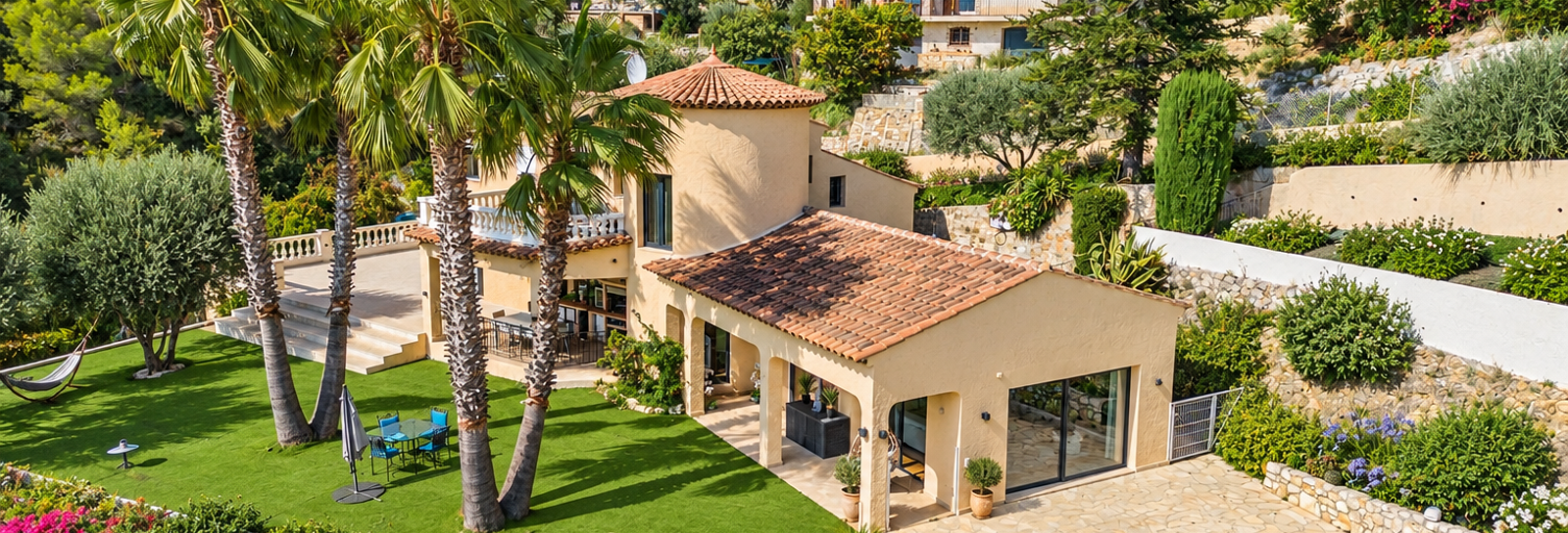 Maison 8 Pièces 296 m² à vendre à Tourrette-Levens (06690)