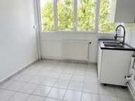 T3 entièrement rénové  55,55 m²  2 balcons  Ascenseur  Cave — photo 3