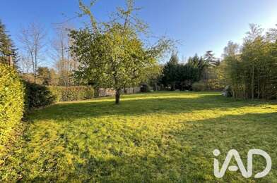 Terrain  548000 €