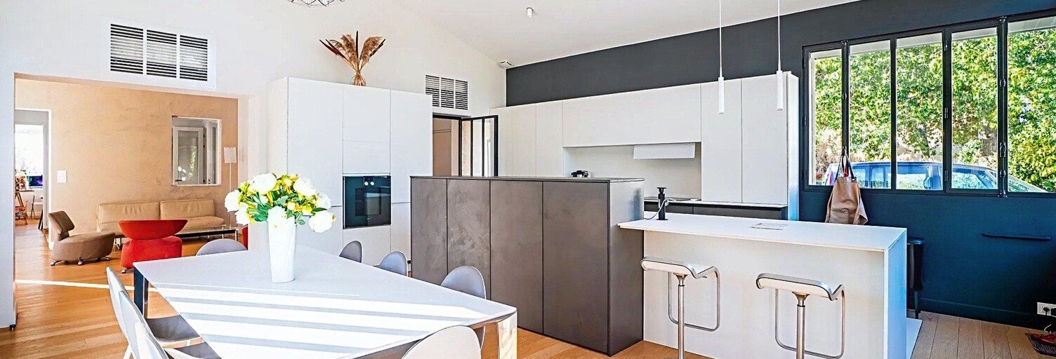 Maison 9 Pièces 210 m² à vendre à Eysines (33320)