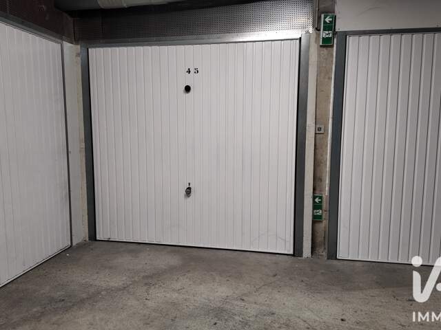 Vente Garage 23 m&sup2; — photo du bien
