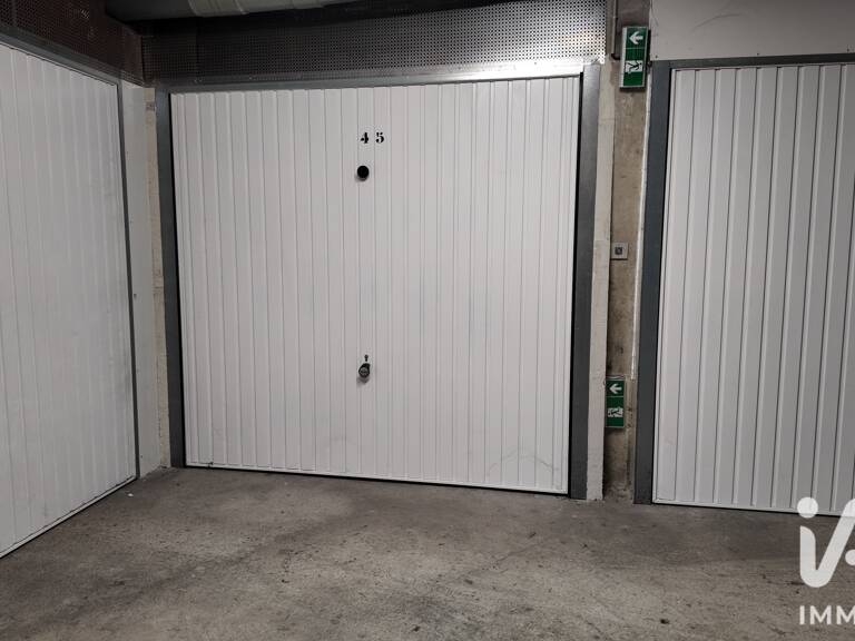 Vente Garage 23 m&sup2; — photo 1