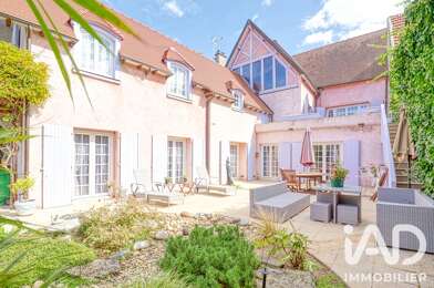 Maison 8 pièces 689000 €