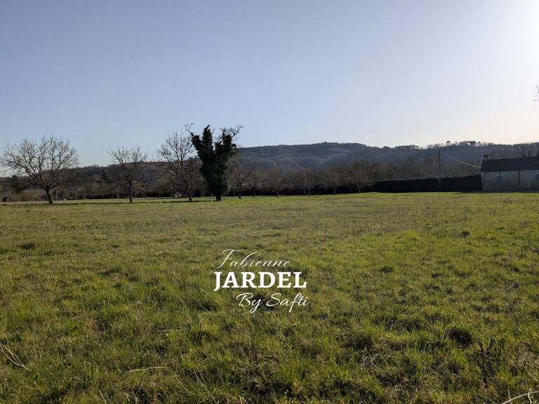 Terrain constructible borné de 3 375 m² situé sur Carsac-Aillac — photo 1