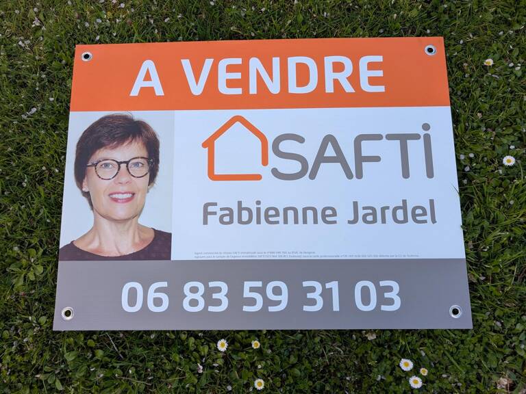 Terrain constructible de 5 388 m² situé sur Carsac-Aillac — photo 1