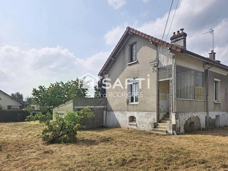maison semi mitoyenne 3pièces  avec jardin et  garage à rénover, proche de toutes commodités, axe Soissons /Chauny — photo 1
