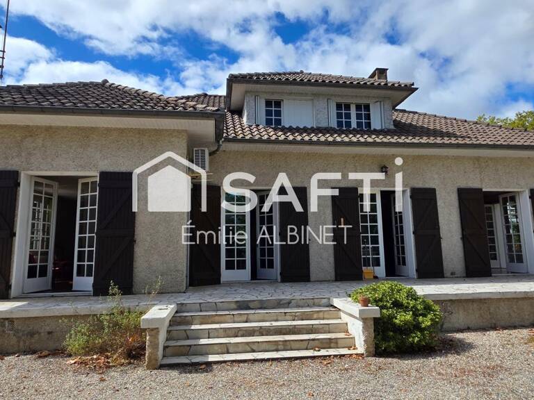 Maison de 164 m² sur 2046 m² de jardin — photo 1
